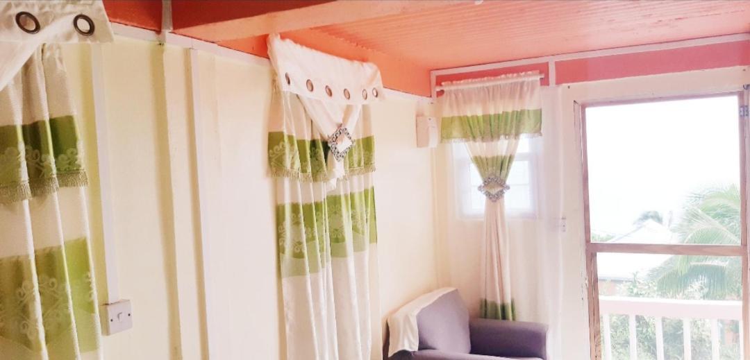 "Sunrise Inn" Nature Island Dominica Penville المظهر الخارجي الصورة